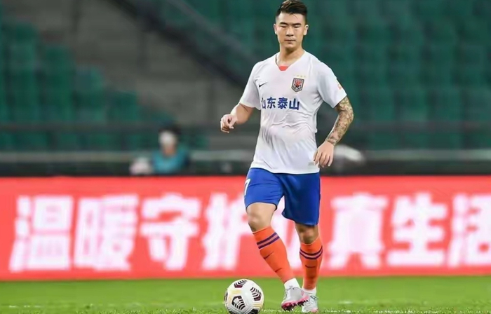 石柯租借云南玉昆前四轮0出场引球迷担忧