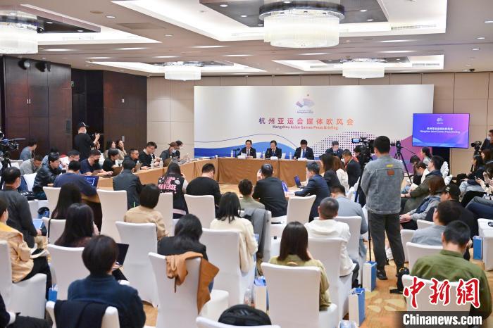图为吹风会现场的一角
